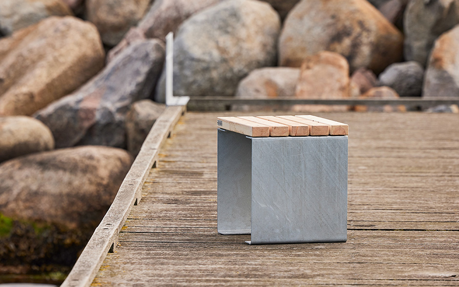 LINN kruk of bijzettafel staal & hout