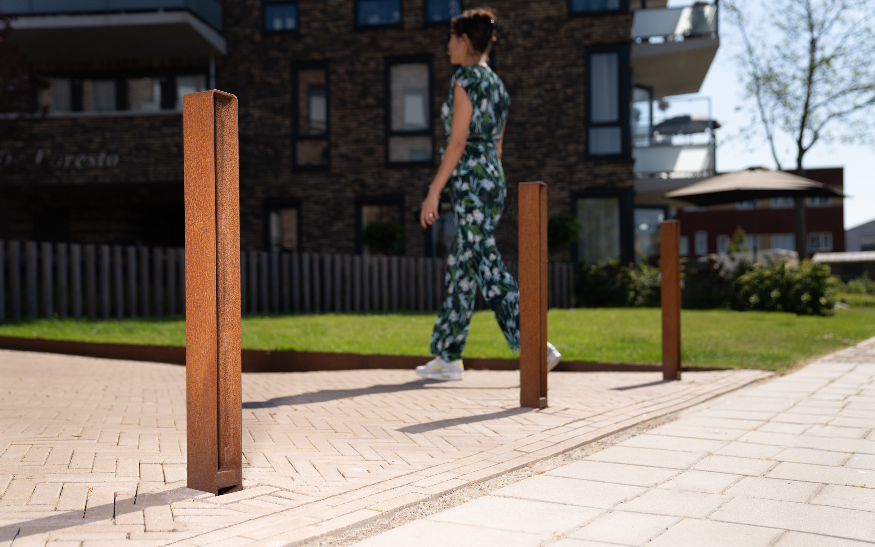 Verkeersvoorzieningen en afzetpalen