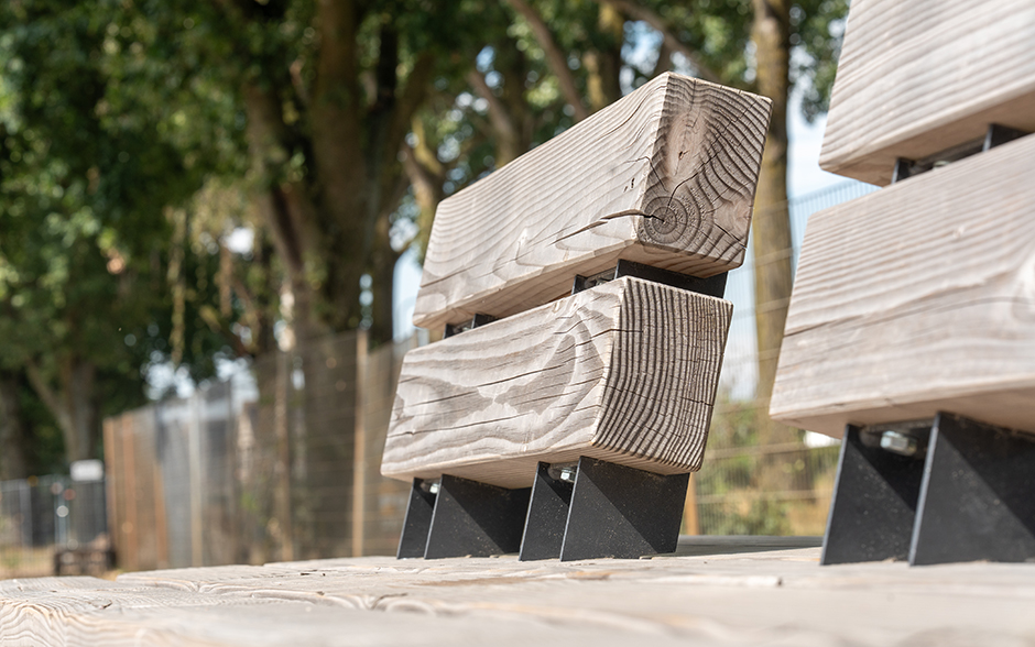 Robust Line bank enkel staal met rugsteunen